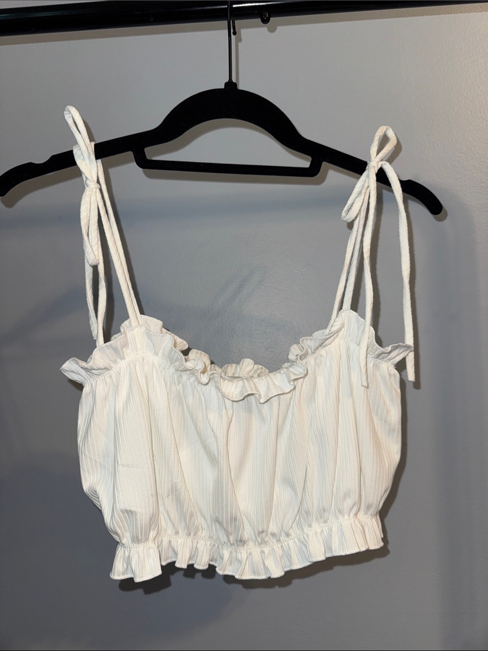 Women’s White Tie-Shoulder Ruffle Crop Top